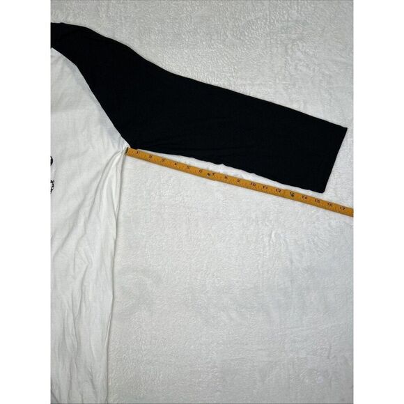 Netflix Stranger Things Hell Fire Club Long Sleeve Shirt Adults Large - Picture 8 of 8